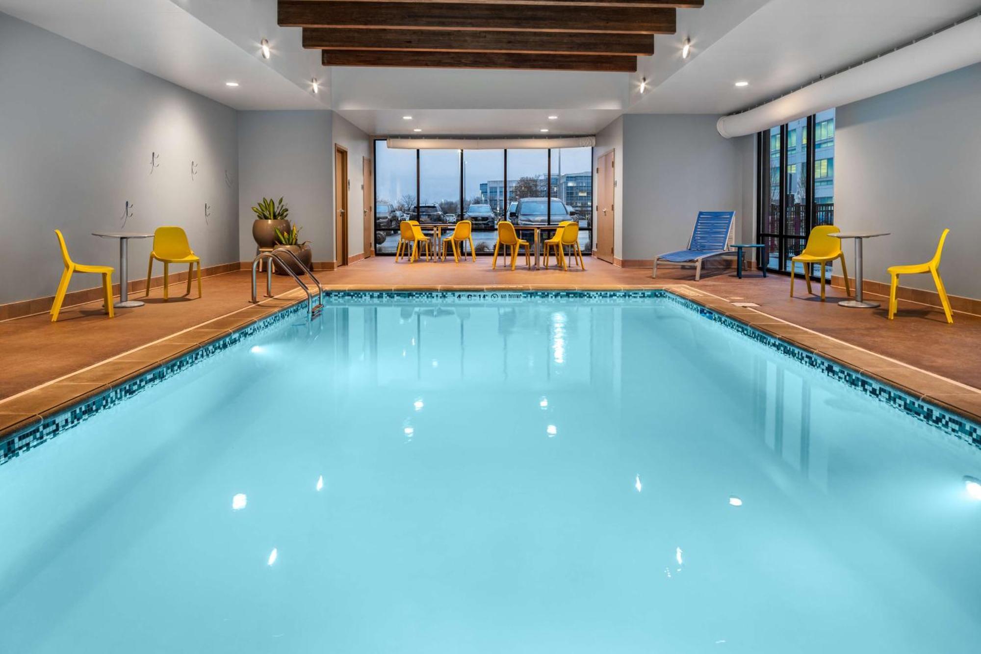 Home2 Suites By Hilton Indianapolis North At Intech Park Kültér fotó